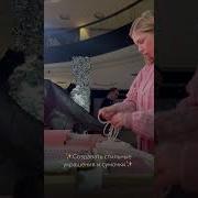 Зато У Неё Есть Свои Мелкие Радости