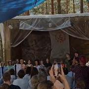 Пони Девочку Катает
