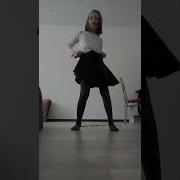 Слушать Маленькие Белые Девушки Голые