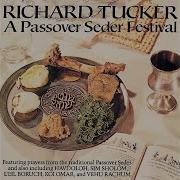 Passover Seder Festival A Passover Service Dayeinu It Would Suffice