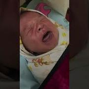 Ребёнок Плачет Под Музыку