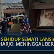 Berdua Di Rumah