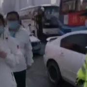 Ухань Проважает Медиков