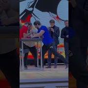 200 Вольт