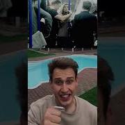 Истории Где К Девушкам Сильно Пристают