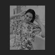 Dua Lipa Crybaby