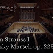 Wiener Johann Strauss Orchester Radetzky March Op 228 1989 Remaster