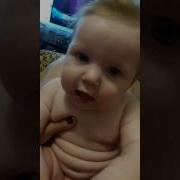 Малыш Разговаривает С Мамой Дети Агукаем