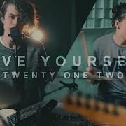 Cover Twenty One Two