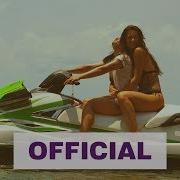 Plastik Funk Melody Federer Standing