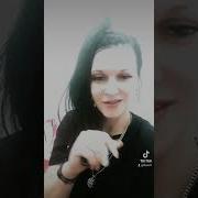 Ходит По Улице Девочка Пьяная