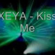 Xeya Kiss Me