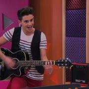 Federico Y Elena Cantan Veo Veo Momento Musical Violetta