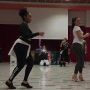 Adeline Y Isabelle Kizomba
