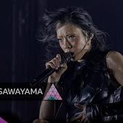 Rina Sawayama Live Xs