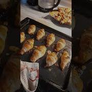 Вот Опять Закружит Листопадами