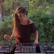 Fernanda Pistelli Garden Sessions For 5Uinto